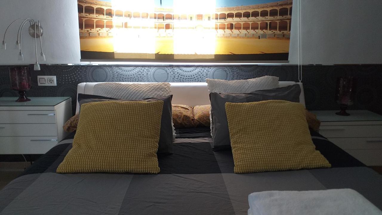 Atico Rilque, Apartamentos Independientes Con Jacuzzi Privado Y Terraza En Ronda Exterior foto