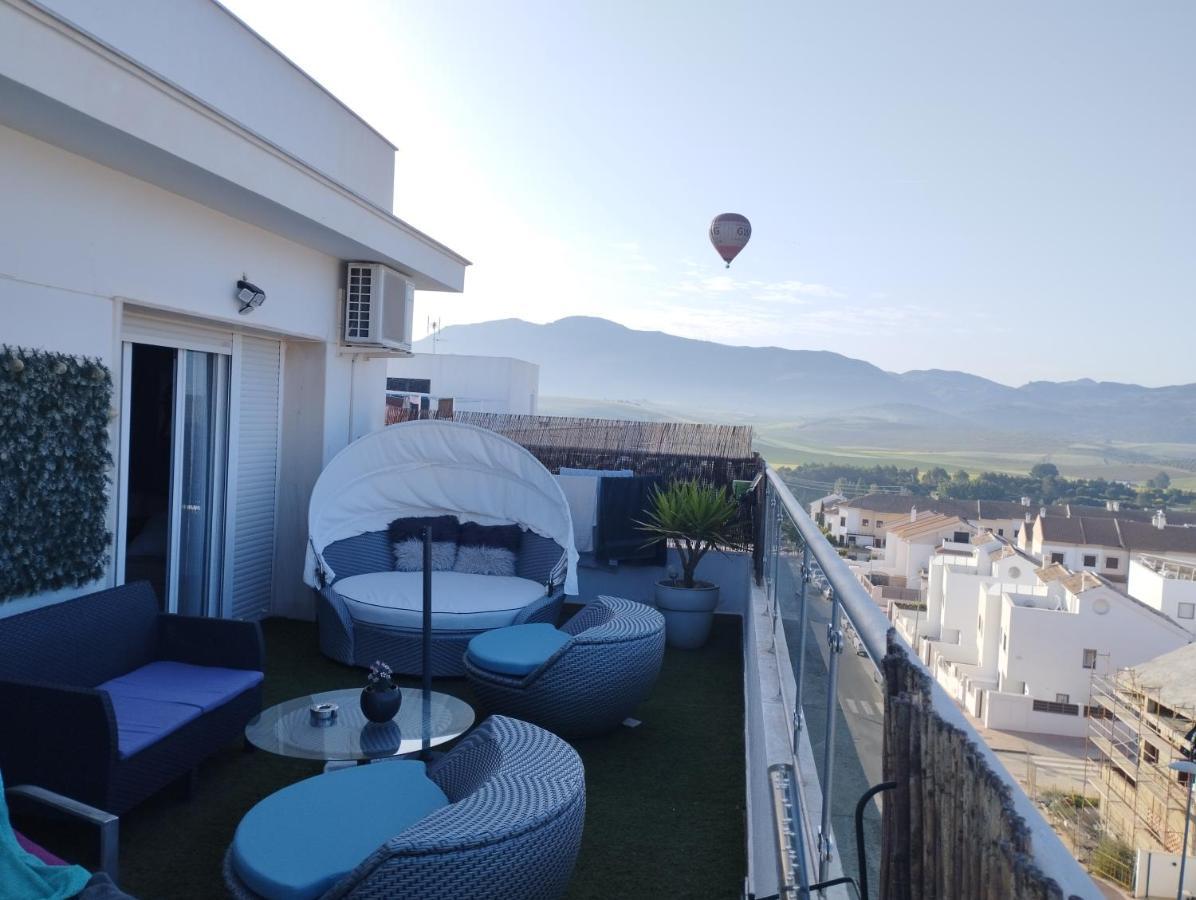 Atico Rilque, Apartamentos Independientes Con Jacuzzi Privado Y Terraza En Ronda Exterior foto