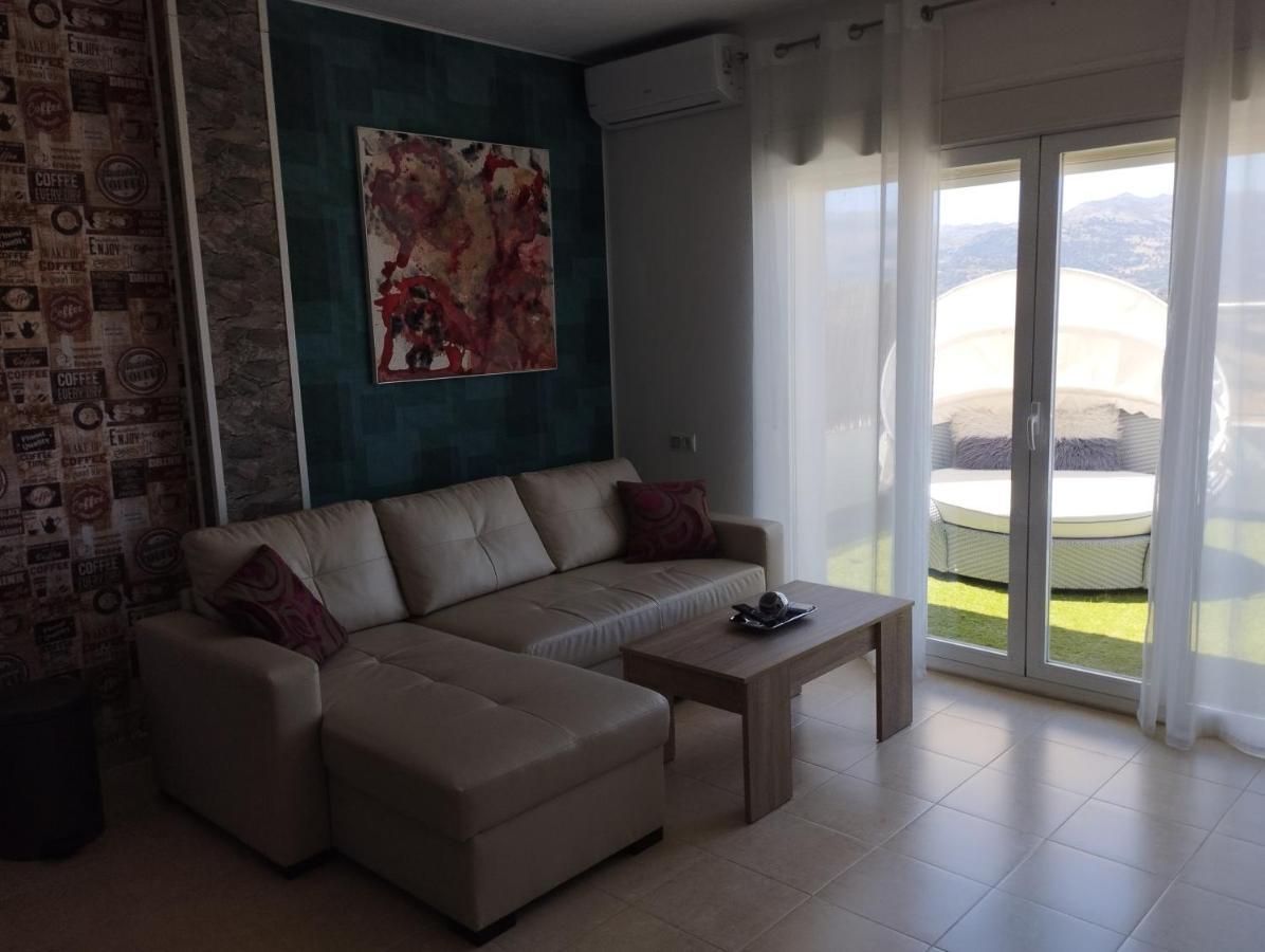 Atico Rilque, Apartamentos Independientes Con Jacuzzi Privado Y Terraza En Ronda Exterior foto