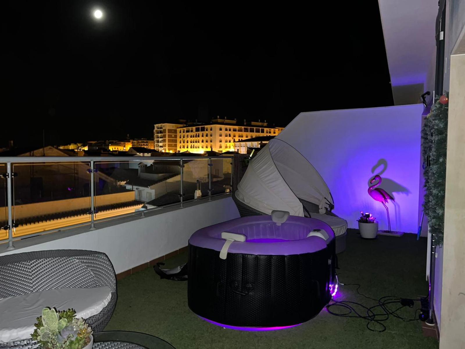 Atico Rilque, Apartamentos Independientes Con Jacuzzi Privado Y Terraza En Ronda Exterior foto