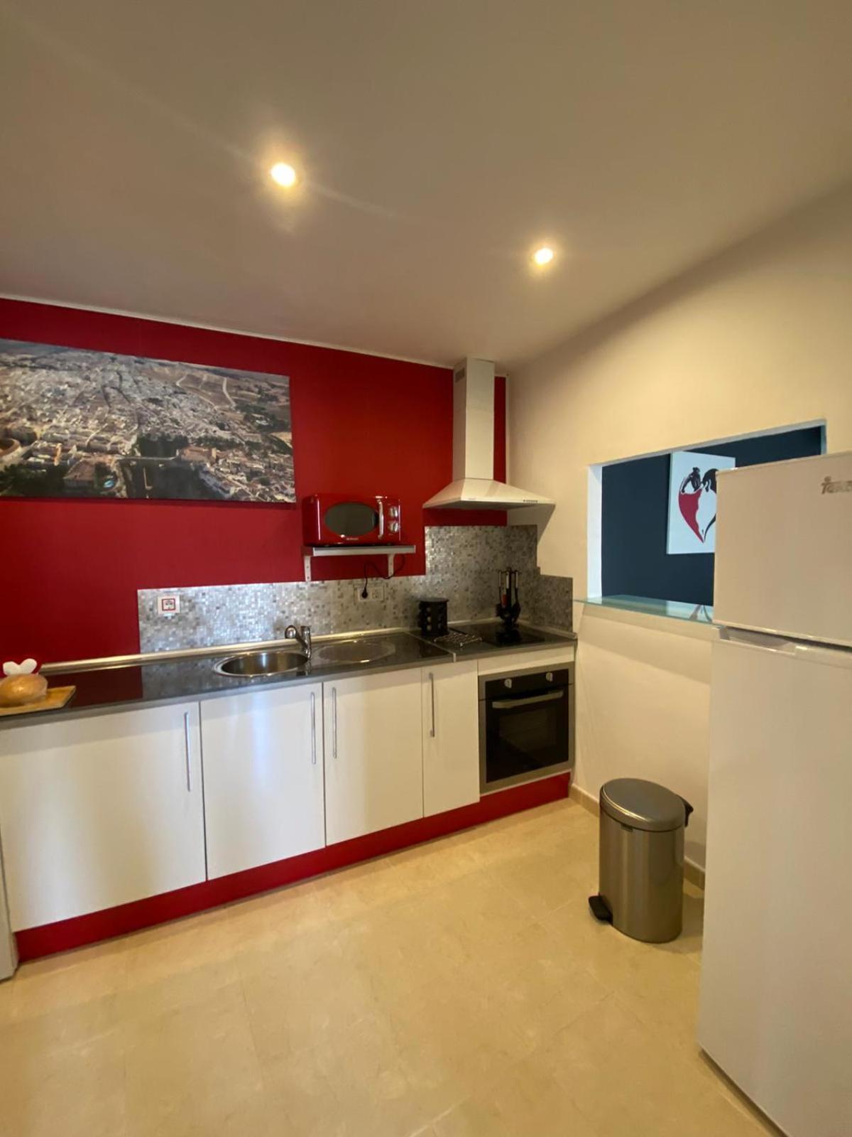 Atico Rilque, Apartamentos Independientes Con Jacuzzi Privado Y Terraza En Ronda Exterior foto