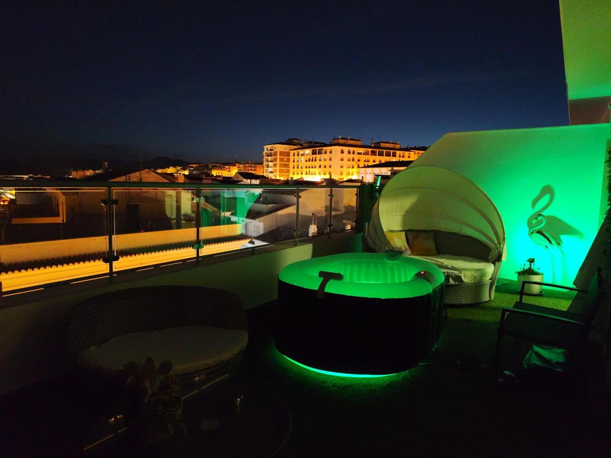 Atico Rilque, Apartamentos Independientes Con Jacuzzi Privado Y Terraza En Ronda Exterior foto