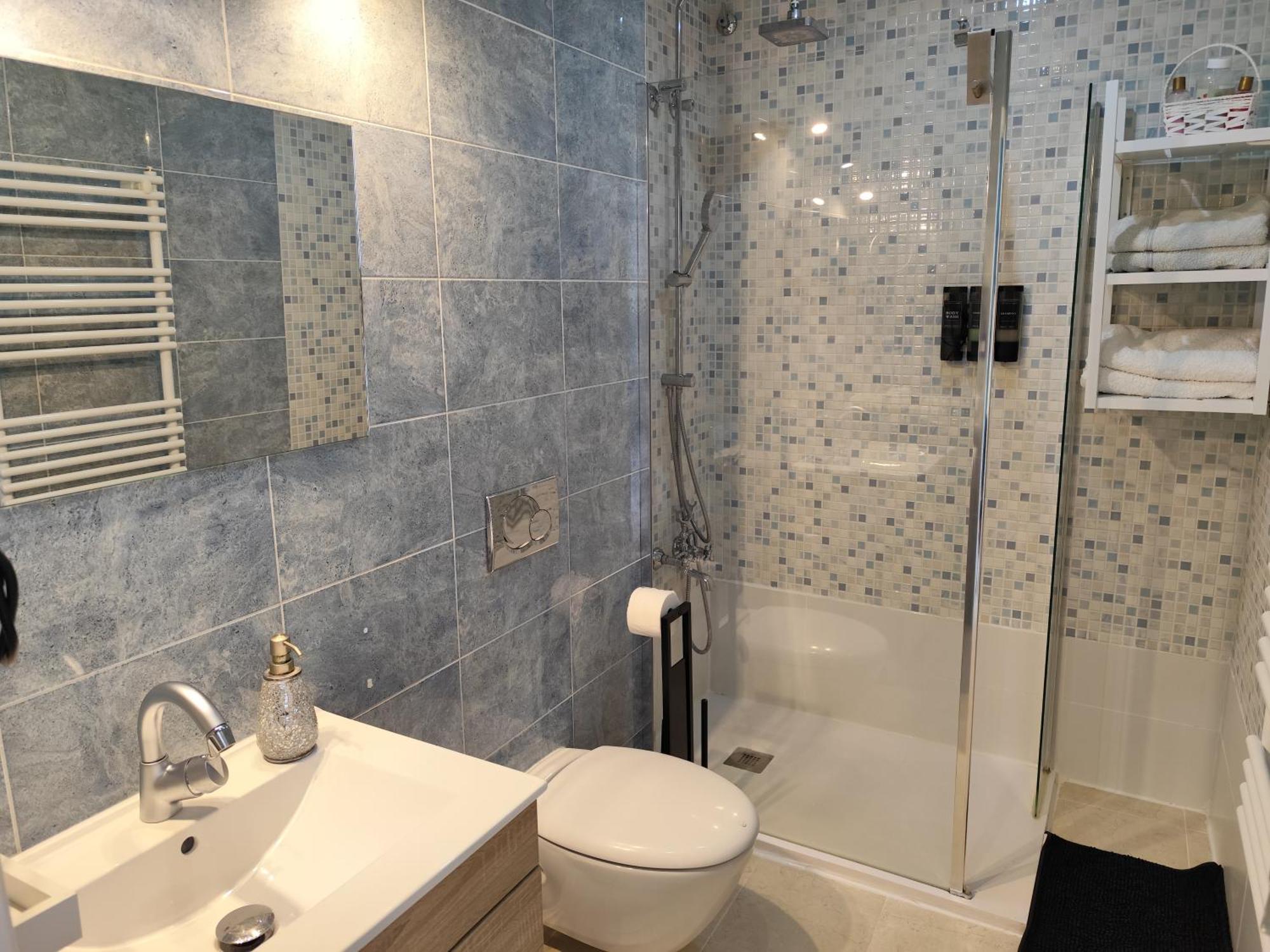 Atico Rilque, Apartamentos Independientes Con Jacuzzi Privado Y Terraza En Ronda Exterior foto