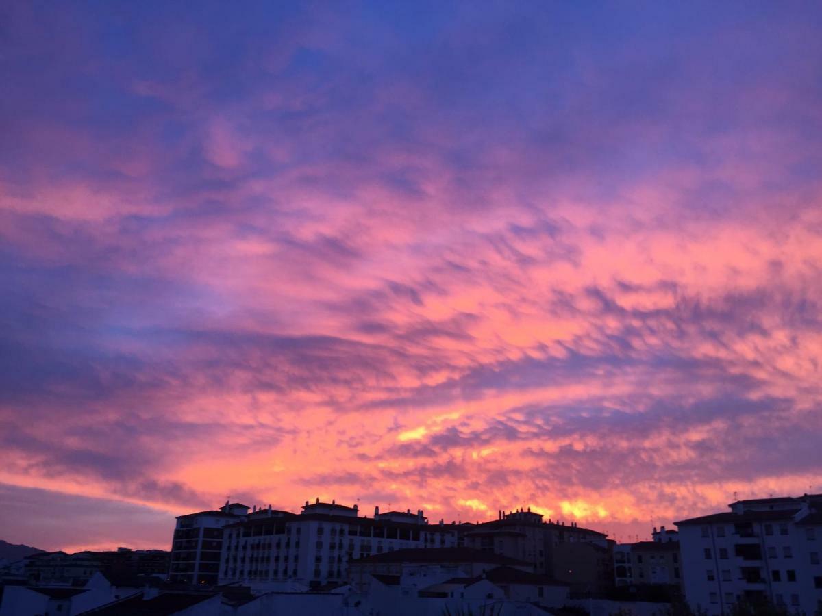 Atico Rilque, Apartamentos Independientes Con Jacuzzi Privado Y Terraza En Ronda Exterior foto